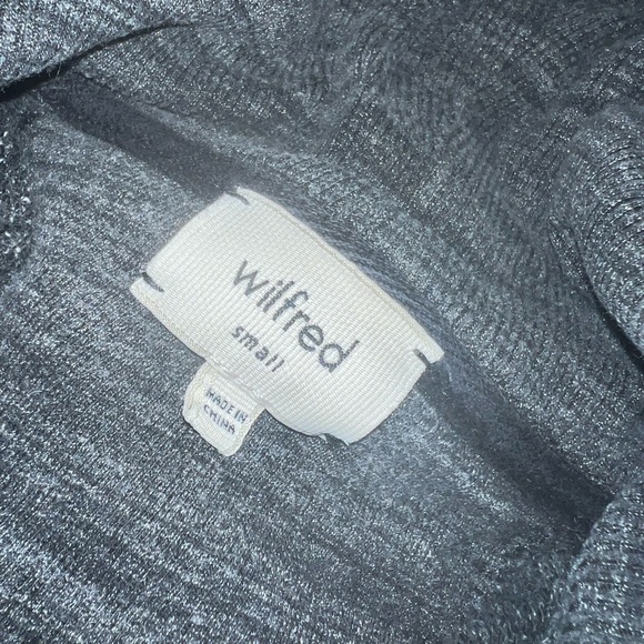 Wilfred by Aritzia, Classic Diderot Sweater, size Small, EUC - Picture 13 of 15